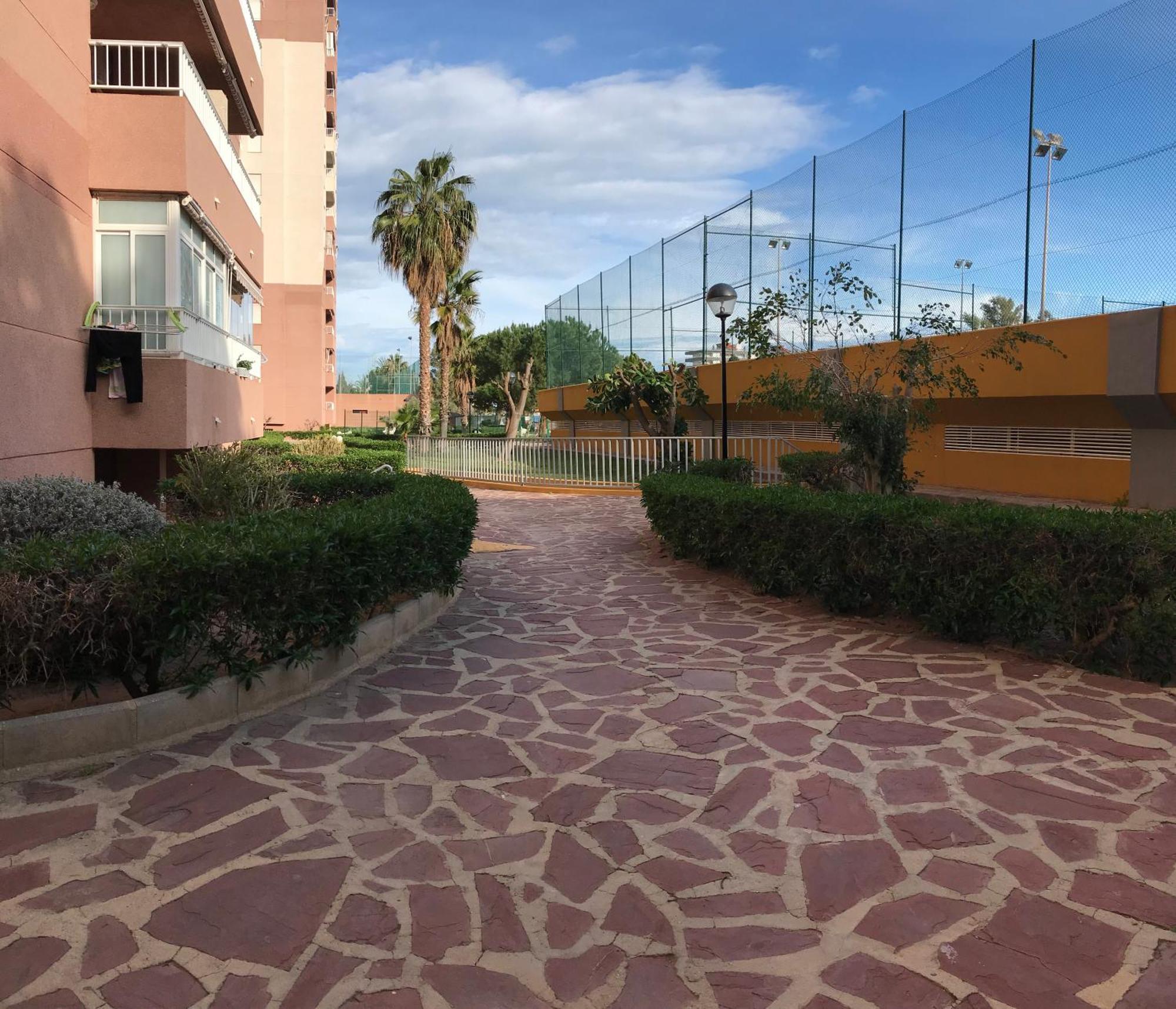 Apartment En La Playa Canet, Muy Cerca De Valencia